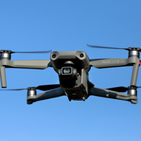 Mini Drone Profesional Ecom con Cámara 4K Ultra HD, Súper Estabilidad, Detección y Desvío de Obstáculos, GPS + Control Remoto y Piezas de Repuesto